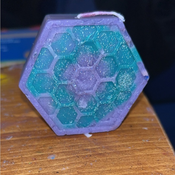 Bee candles - Picture 1 of 2